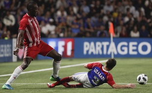Usain Bolt face à Bixente Lizarazu