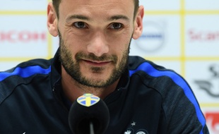 Hugo Lloris en conférence de presse avant Suède-France à la Friends Arena de Solna, le 8 juin 2017.