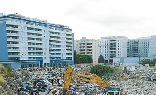 Les bulldozers sont intervenus à la Capelette (10e) lundi matin après une décision de justice datant du 31 juillet.