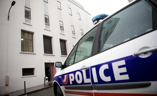 Illustration d'une voiture de police.