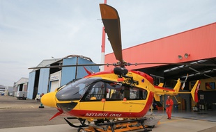 Illustration d'un hélicoptère de la Sécurité civile, ici à la base de Dragon 67 à Entzheim.