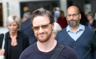 L'acteur James McAvoy dans les rues de Londres