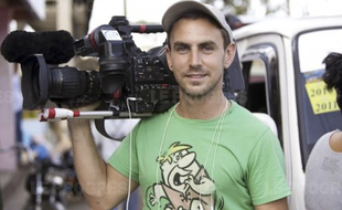 Brice Guilbert, cameraman Lyonnais est mort dans le crash survenu en Argentine sur le tournage du jeu d'aventure Dropped.