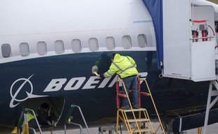 Un Boeing 737 MAX sur le tarmac de l'aéroport de Washington.