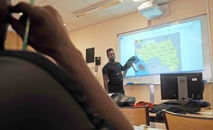 Mercredi matin au CFA de Cannes, en plein cours de français renforce