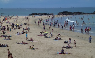 La plage du Sillon à Saint-Malo.