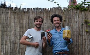 Maxence Lefort et Timothée Wallaert lancent le premier Drive tout nu de la région