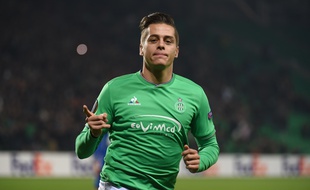 Buteur lors du dernier match de Ligue Europa face au Dnipro (3-0), Romain Hamouma pourrait bien être aligné à la pointe de l'attaque stéphanoise jeudi, comme face à l'OM. PHILIPPE DESMAZES