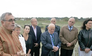 Le 21 septembre 2010, une première stèle commune avait vu le jour.