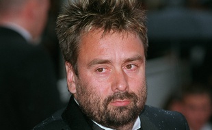 Luc Besson est poursuivi pour licenciement discriminatoire de son ancienne assistante.
