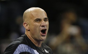 L'ancien joueur de tennis américain, Andre Agassi, lors d'un match d'exhibition contre Pete Sampras à Macao, le 25 octobre 2009.