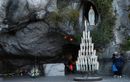 Lourdes : Mais, au fait, comment devient-on un vrai « miraculé » ?