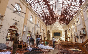 L'église Saint-Sébastien de Negombo, près de la capitale du Sri Lanka, Colombo, a été soufflée.