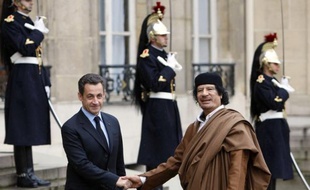 Un gendre de l'ex-Premier ministre libyen al-Baghdadi al-Mahmoudi, incarceré en Tunisie, dément toute conversation entre son beau-père et ses avocats sur un financement présumé de la campagne présidentielle de Nicolas Sarkozy en 2007.