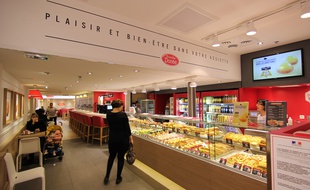 Le restaurant Brioche Dorée au centre Alma à Rennes.
