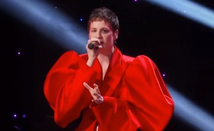 Chris (ex-Christine and The Queens) sur la scène de la finale de la saison 11 de «RuPaul's Drag Race».