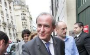 Maurice Leroy, député NC du Loir-et-Cher, a "alerté le gouvernement" jeudi à propos du projet de budget 2008, laissant planer le doute sur le vote du groupe Nouveau Centre, parti des centristes rallié au président de la République.