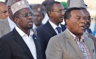 Deux cent onze députés, sur les 275 que comptera à terme la toute nouvelle Chambre somalienne, ont été investis lundi sur l'aéroport ultra-sécurisé de Mogadiscio, une des dernières étapes du processus visant à doter la Somalie d'un réel gouvernement central dont elle est privée depuis plus de 20 ans.