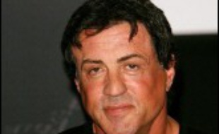 Sylvester Stallone et John Cusack sont davantage connus comme stars d'Hollywwod que comme spécialistes boursiers, mais ils se retrouvent éclaboussés par un procès visant un fonds spéculatif (hedge fund).