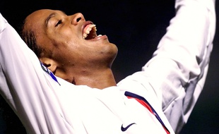 Ronaldinho, roi des nuits parisiennes lors de sa période au PSG.