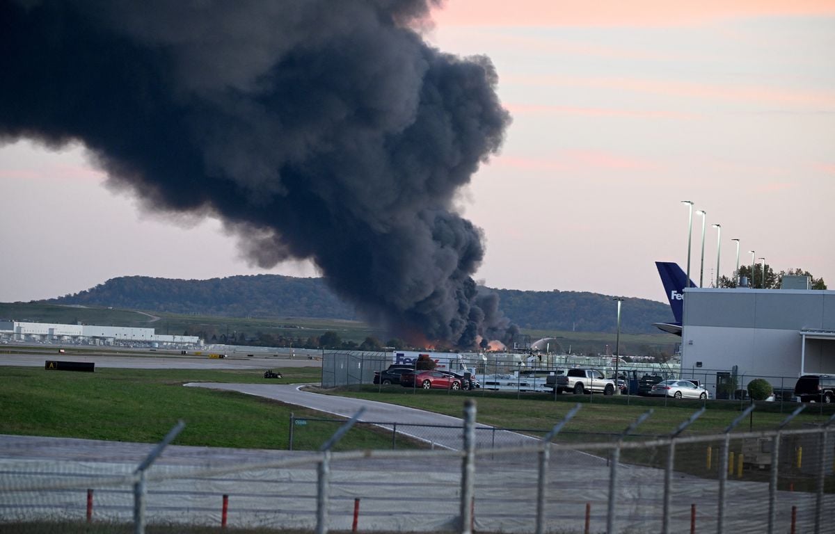 Etats-Unis : Crash d'un avion-cargo UPS juste après le décollage, au moins trois morts et plus de dix blessés