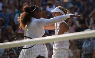 Kerber a battu Williams en finale de Wimbledon