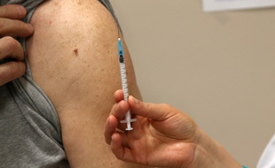 Lors d'une vaccination à Montpellier, le 19 janvier.