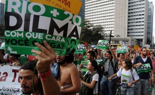 Les délégués de Rio+20 sont parvenus mardi à un accord à l'arraché sur un projet de déclaration finale quelques heures avant le début d'un sommet où une centaine de chefs d'Etat ou de gouvernement devaient s'engager en faveur de l'éradication de la pauvreté et de la préservation de la planète.