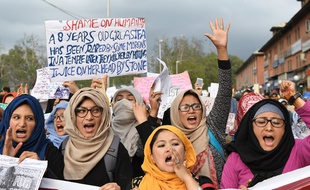 Des femmes manifestent contre les violences sexuelles à Srinagar en Inde (image d'illustration).