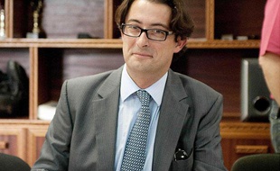 Thomas Degos, prefet du departement de Mayotte lors de negociations après des manifestations contre la vie chere, le 13 octobre 2011 à Mamoudzou