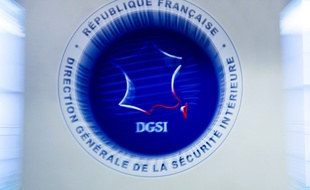 La DGSI connaît, depuis le début de la vague d'attentats qui a frappé la France, une hausse importante de ses effectifs