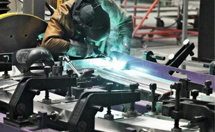 Depuis mi-2008, l'industrie et la construction sont lourdement frappées par la crise.