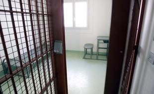 Une cellule de la prison pour mineurs de Marseille lors de son inauguration en 2007.