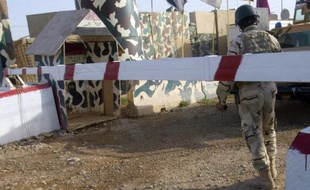 Des hommes armés ont pris le contrôle de Souleimane Bek, une ville au nord de Bagdad, après des affrontements sanglants avec les forces de sécurité mercredi, ont rapporté des responsables.
