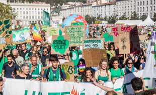 Convention citoyenne pour le climat, soutenus par des associations, ont appelé lundi à une marche pour une vraie loi climat le 28 mars. (illustration)