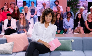 Faustine Bollaert sur le plateau de «Ça commence aujourd'hui».