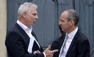 Alarmés par la contestation "populiste" et anti-impôt, qu'elles condamnent et sur laquelle elles n'ont pas de prise, la CGT et la CFDT resserrent les rangs pour être plus audibles mais leur appel à l'unité syndicale est déjà rejeté par FO et la CFE-CGC.