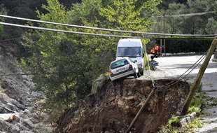 Les secouristes cherchent encore d'autres victimes