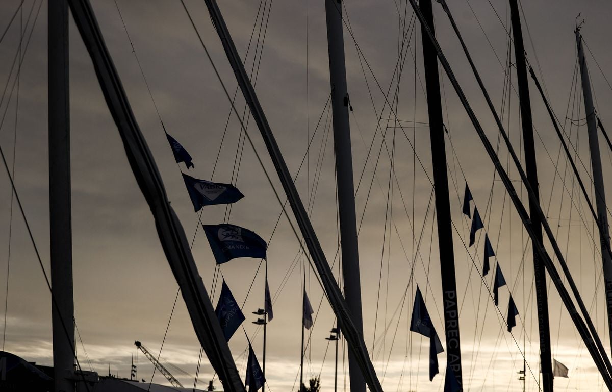 Transat Café l'Or : C'est un avion de la marine nationale qui a survolé le Class40 des Belges