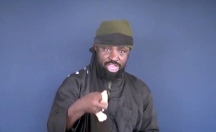 Capture d'écran d'une vidéo de Boko Haram du 18 février 2015 dans laquelle apparaît Abubakar Shekau.
