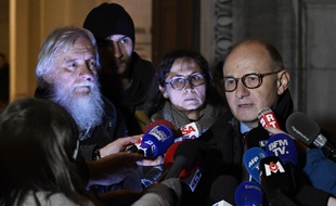 L’avocat de la famille du caporal Arthur Noyer a annoncé qu'ils allaient porter plainte pour violation du secret de l'instruction.