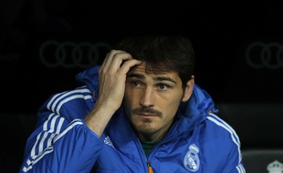Iker Casillas sur le banc de touche du Real Madrid en octobre 2013.