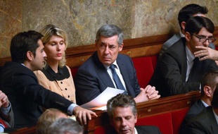 Le député UMP Henri Guaino a assuré jeudi que l'heure n'était pas au débat face à l'intervention française au Mali, l'unité étant nécessaire en temps de guerre.