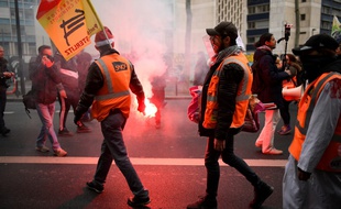 Des manifestants contre la réforme des retraites à Paris, le 19 décembre 2019.