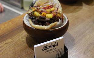 Arepa traditionnel à déguster