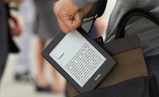 Le Kindle Paperwhite d'Amazon.