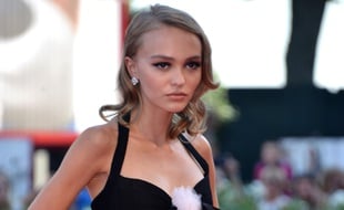Lily-Rose Deep à la Mostra de Venise en 2016.