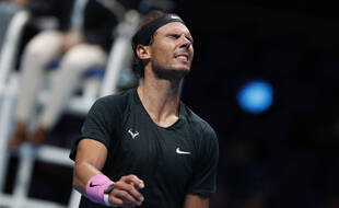 Rafael Nadal a perdu en demi-finale du Masters de fin d'année de Londres face à Daniil Medvedev, le 21 novembre 2020.