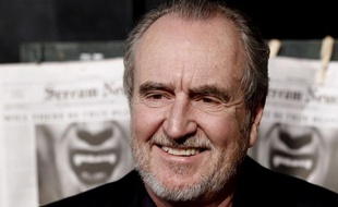 Wes Craven arrive aux «Scream Awards» le 16 octobre 2010 à Los Angeles