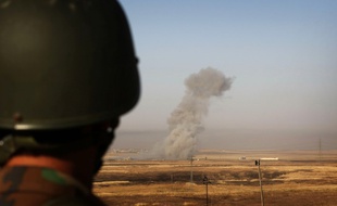 Un combattant peshmerga, près de Mossoul, le 29 mai 2016.